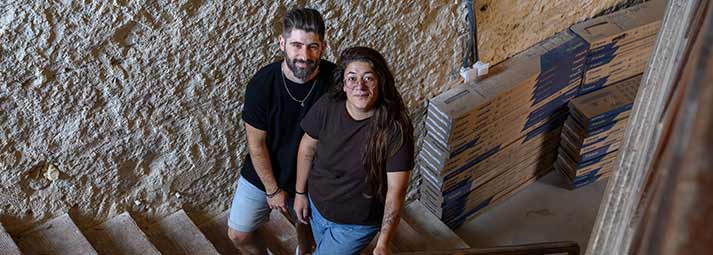 Please fill the source and the alt text